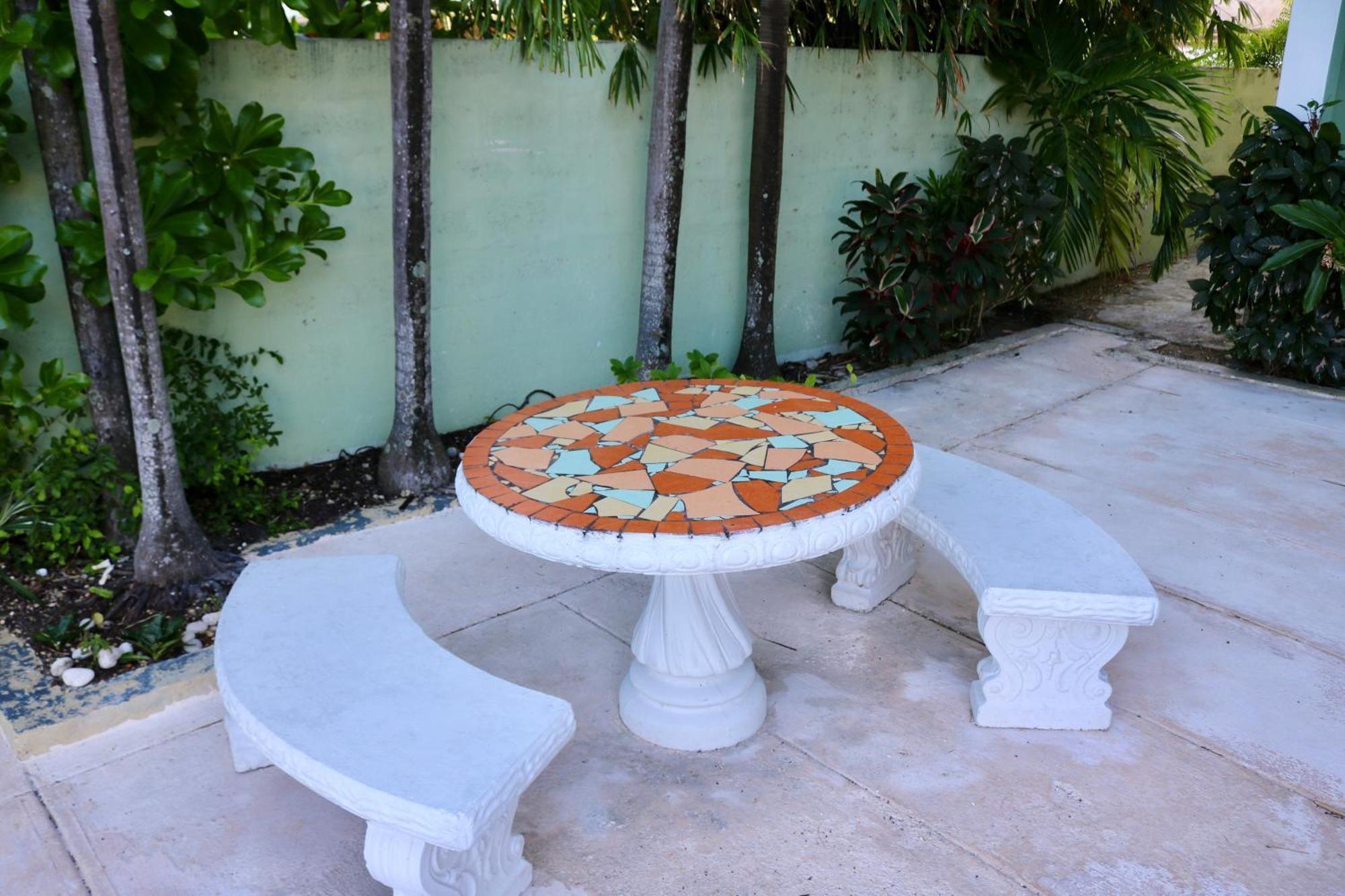 Ocean Palms Hotel Ocho Rios Exterior photo